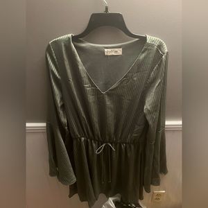 Women’s size large bell sleeve dress BNWOT